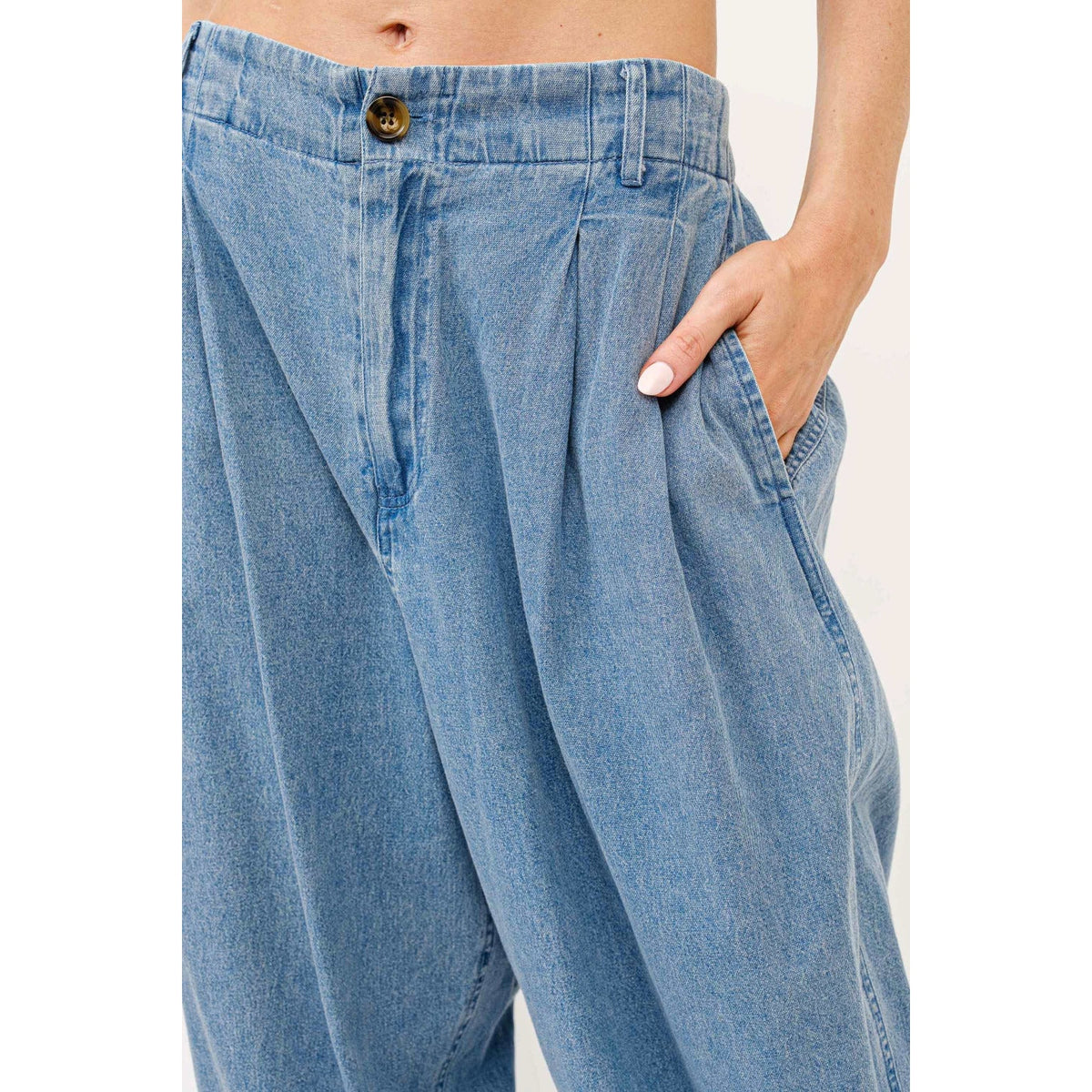 Genie In A Bottle Pleated Baggy Jeans