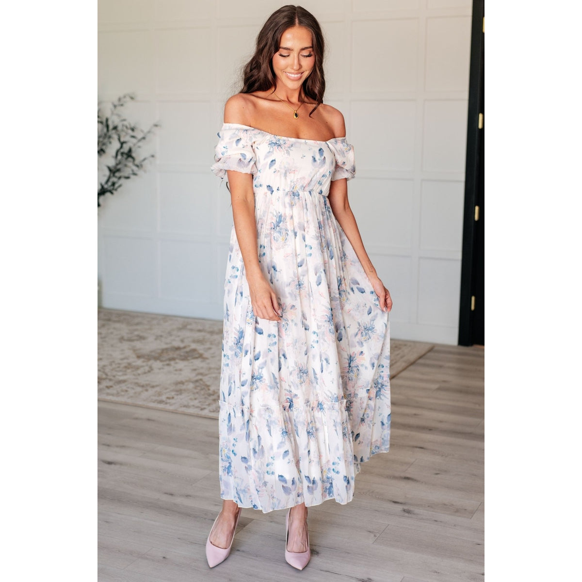 Gentle Yet Strong Balloon Sleeve Floral Dress