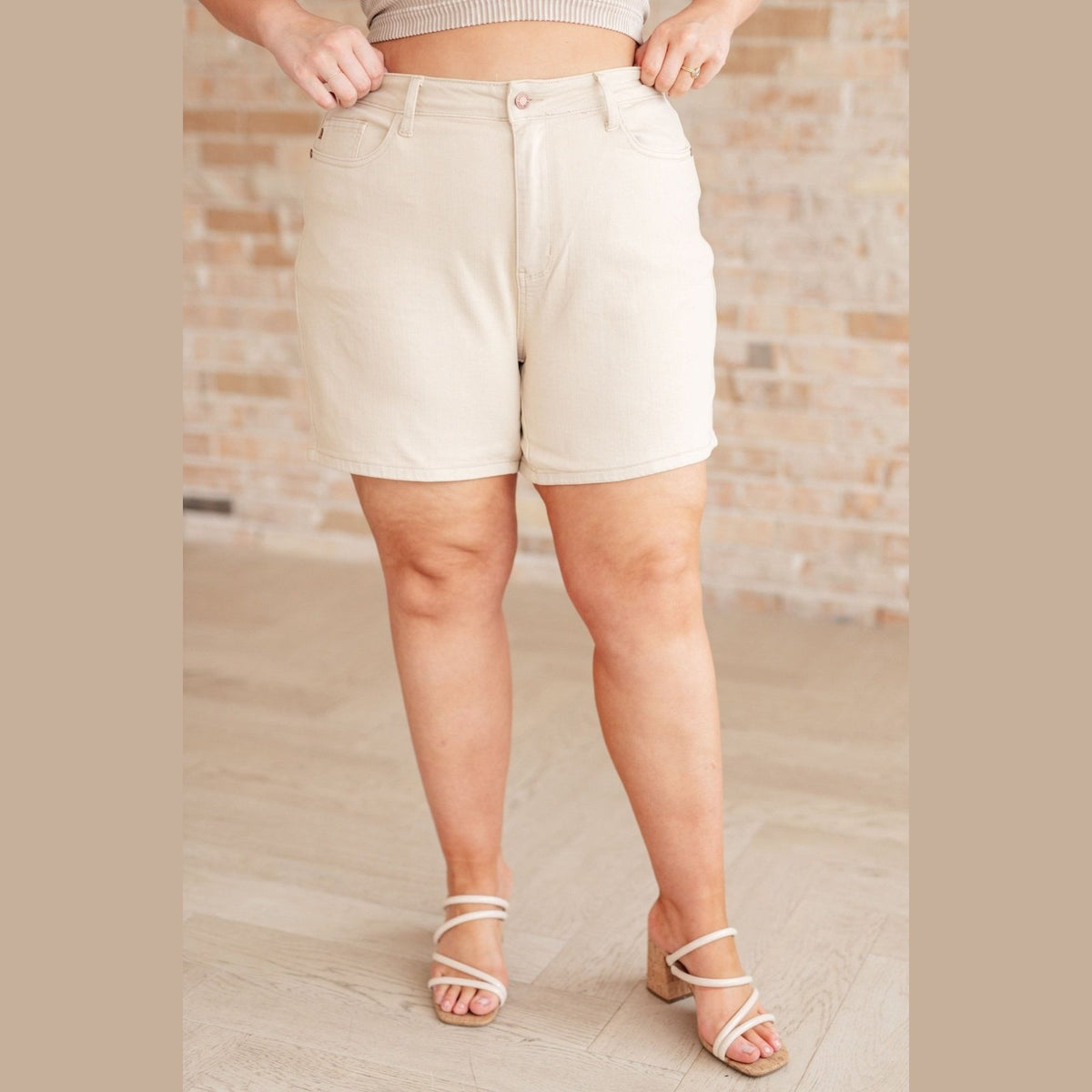 Greta High Rise Garment Dyed Shorts in Bone