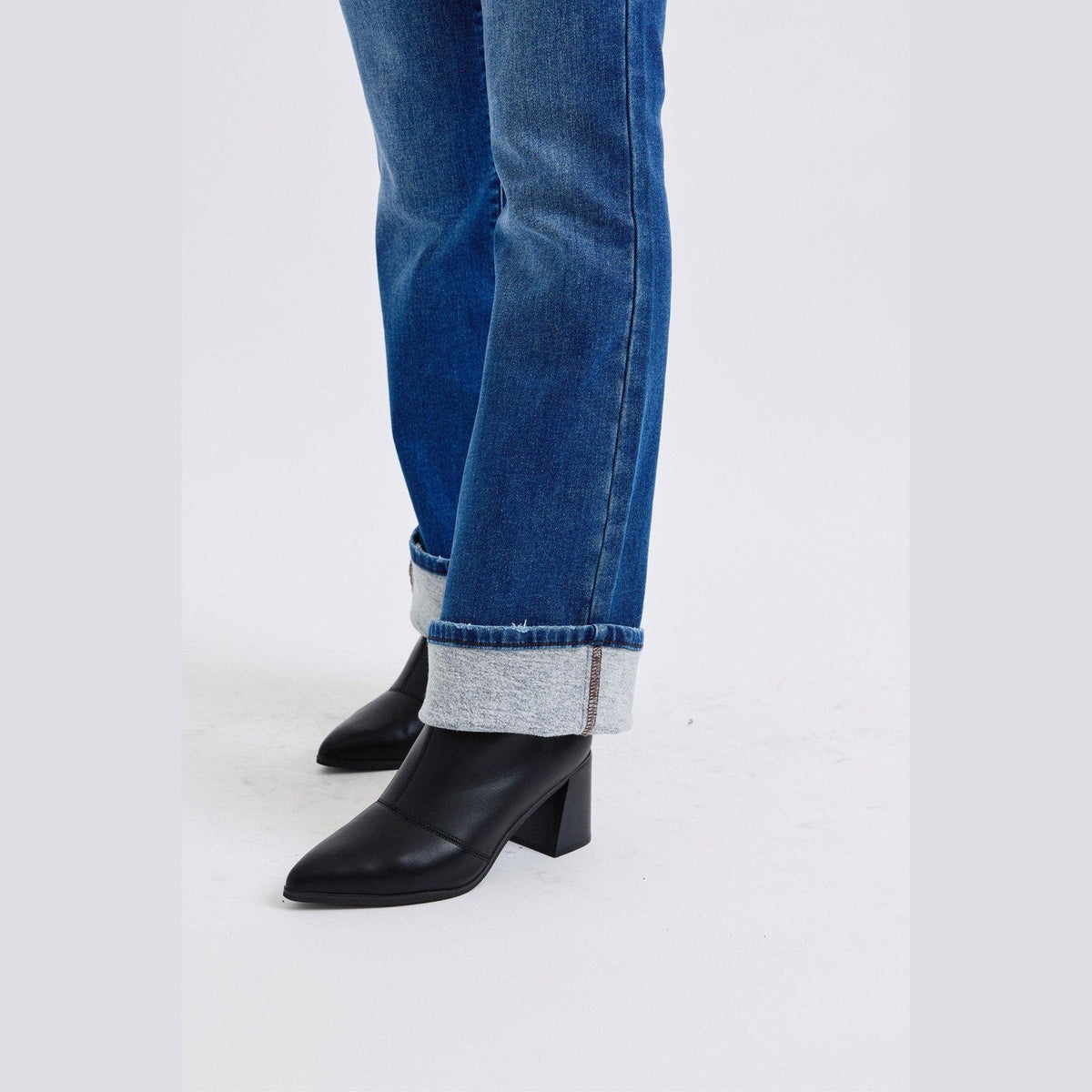 Judy Blue Full Size Run Mid-Rise Bootcut Jeans with Thermal Lining