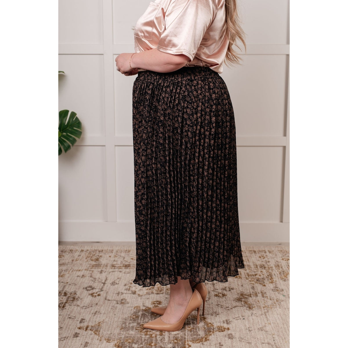 Just What You Wanted Floral Print Pleated Skirt