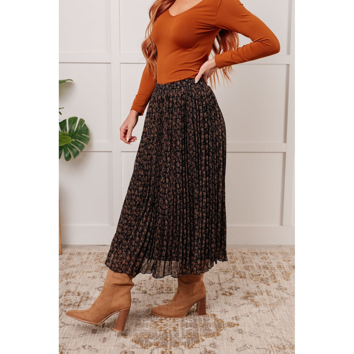 Just What You Wanted Floral Print Pleated Skirt