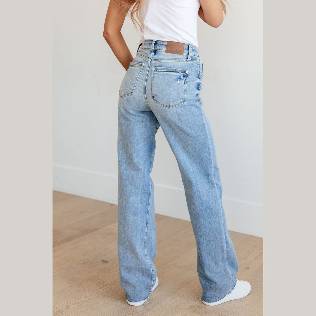 Mildred High Rise V Front Waistband Straight Jeans