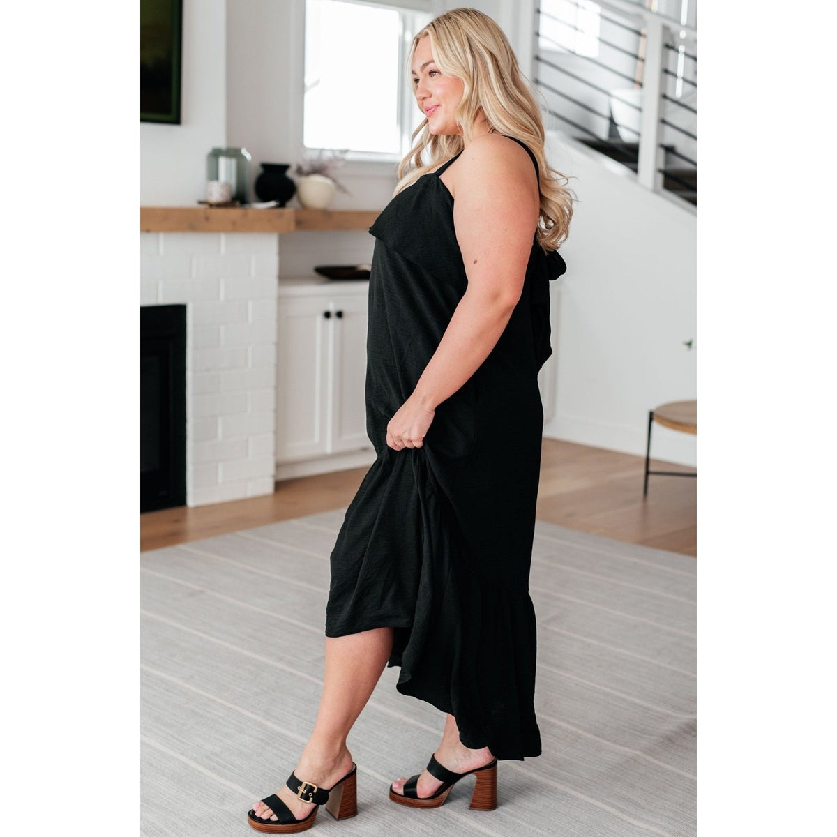 Nightlife Tie Back Maxi Dress