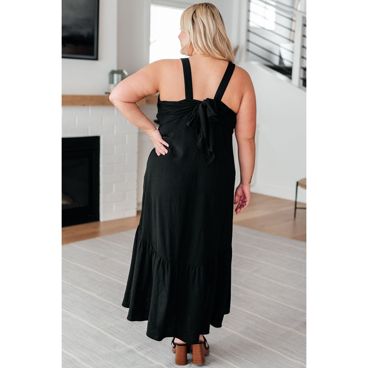 Nightlife Tie Back Maxi Dress