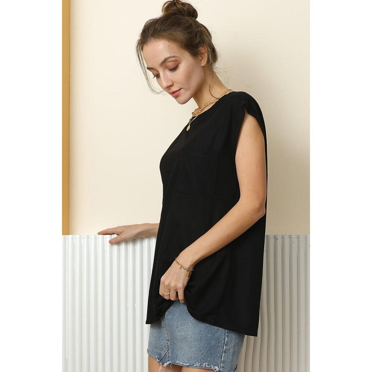 Ninexis Round Neck Cap Sleeve T-Shirt