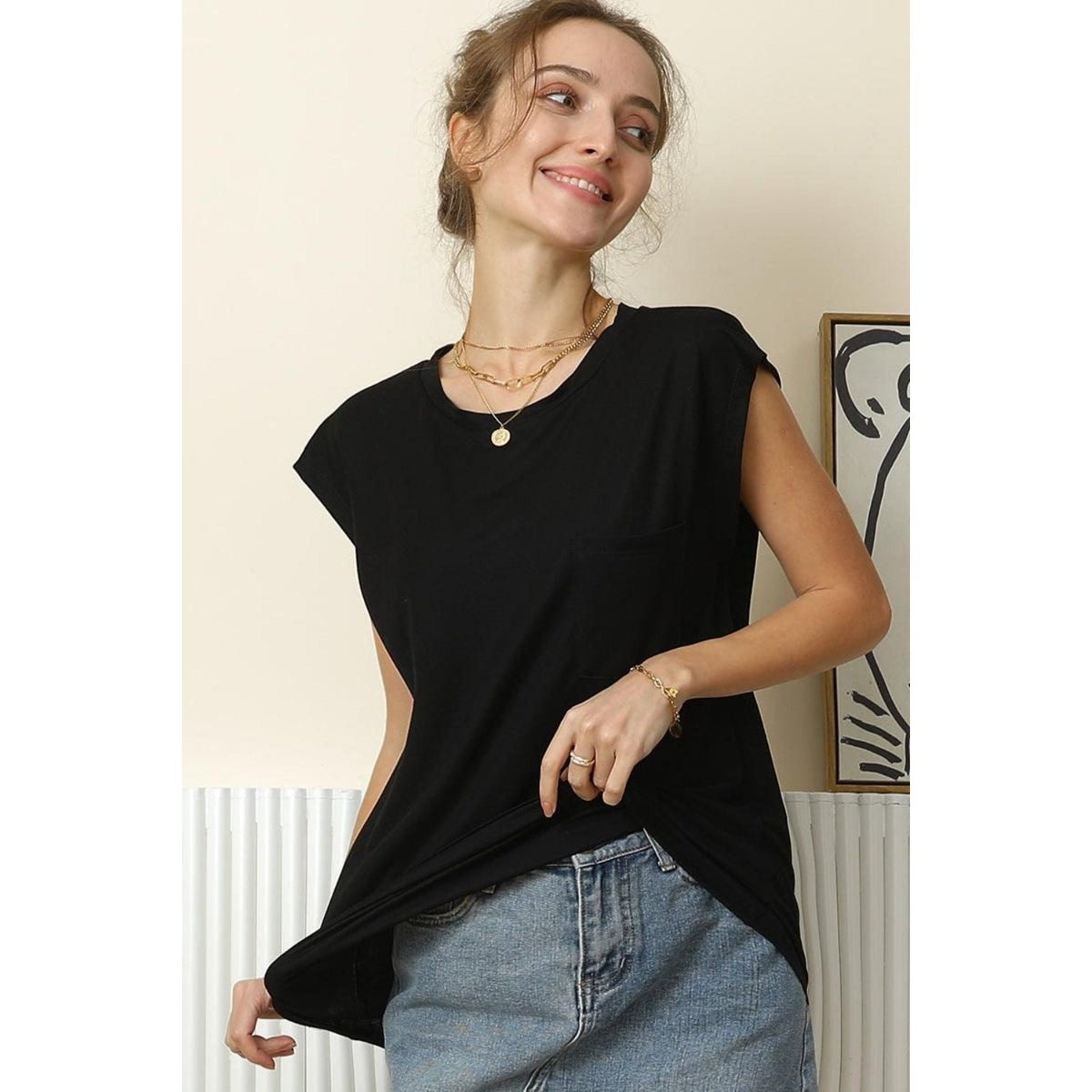 Ninexis Round Neck Cap Sleeve T-Shirt