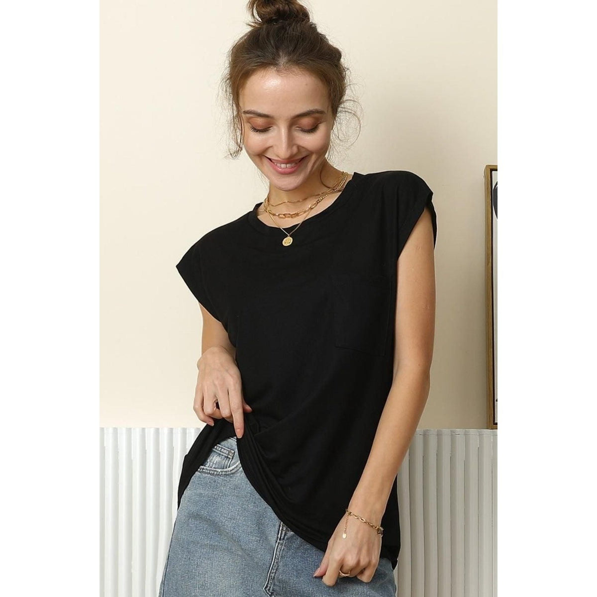 Ninexis Round Neck Cap Sleeve T-Shirt