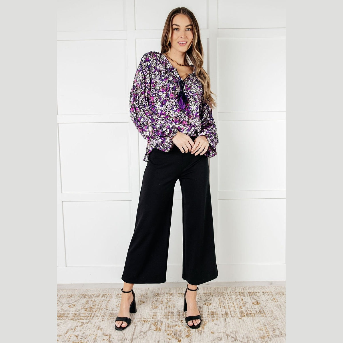 Pulled Together Ditsy Floral Bubble Sleeve Blouse