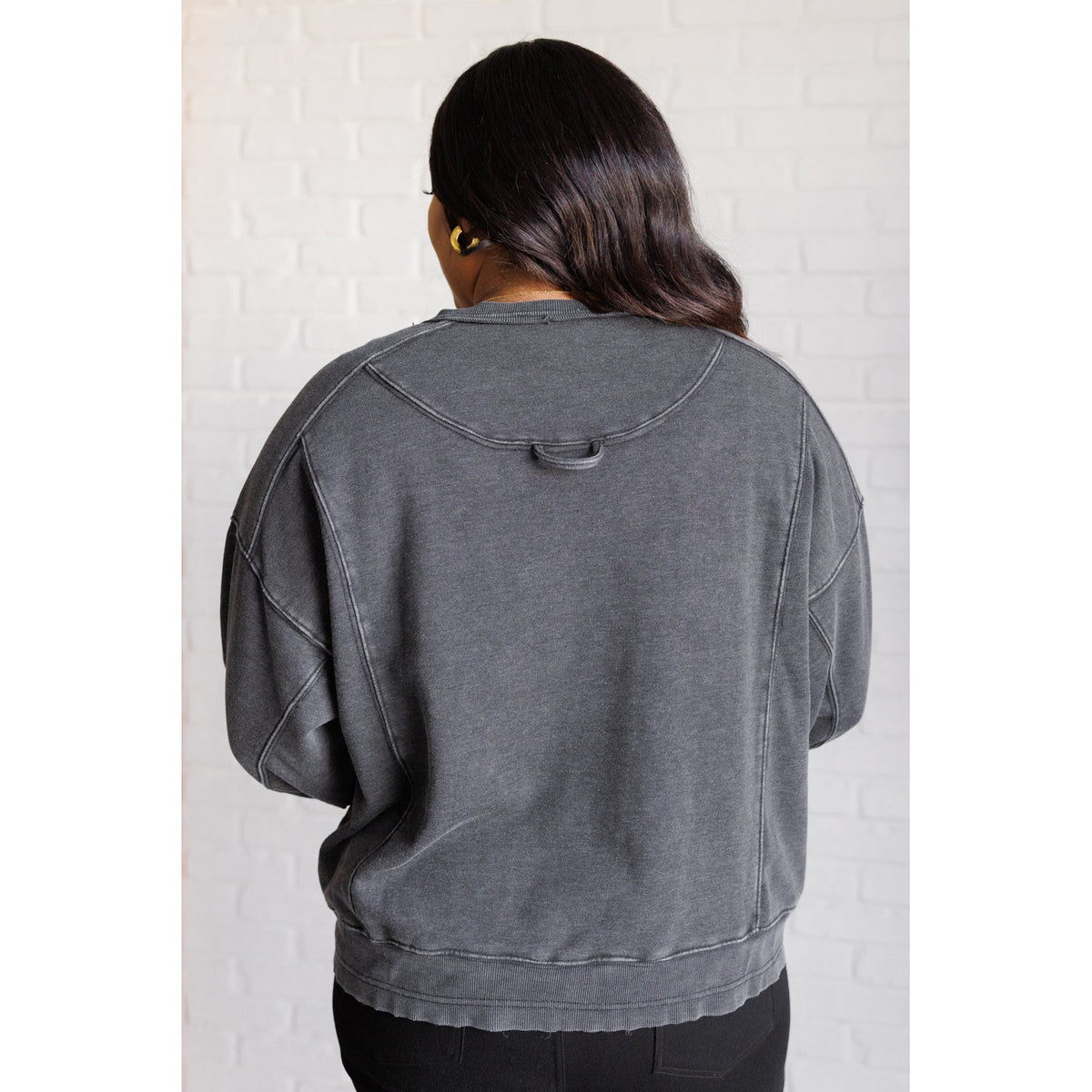 Quick Fix Mineral Wash Crew Neck Pullover in Black