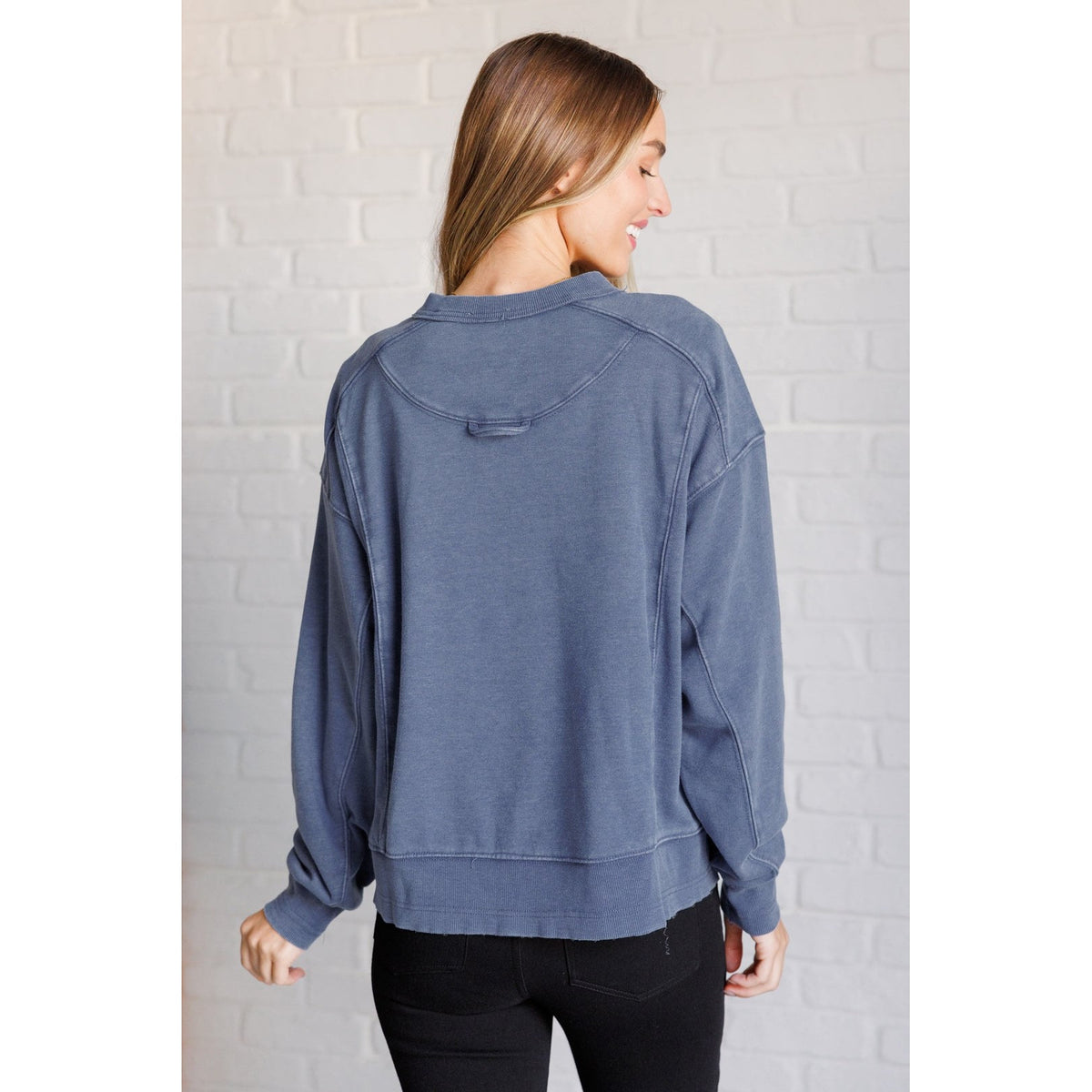 Quick Fix Mineral Wash Crew Neck Pullover in Psychic