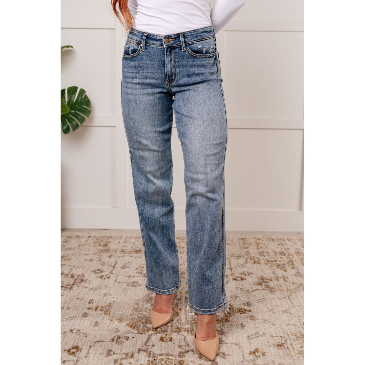 Quinn Mid Rise Cell Phone Pocket Dad Jeans