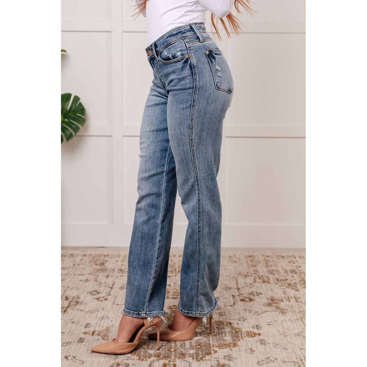 Quinn Mid Rise Cell Phone Pocket Dad Jeans