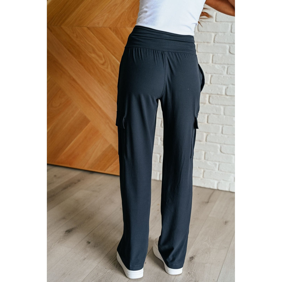 Race to Relax Cargo Pants in Nocturnal Navy