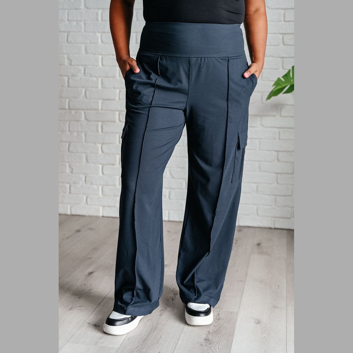 Race to Relax Cargo Pants in Nocturnal Navy