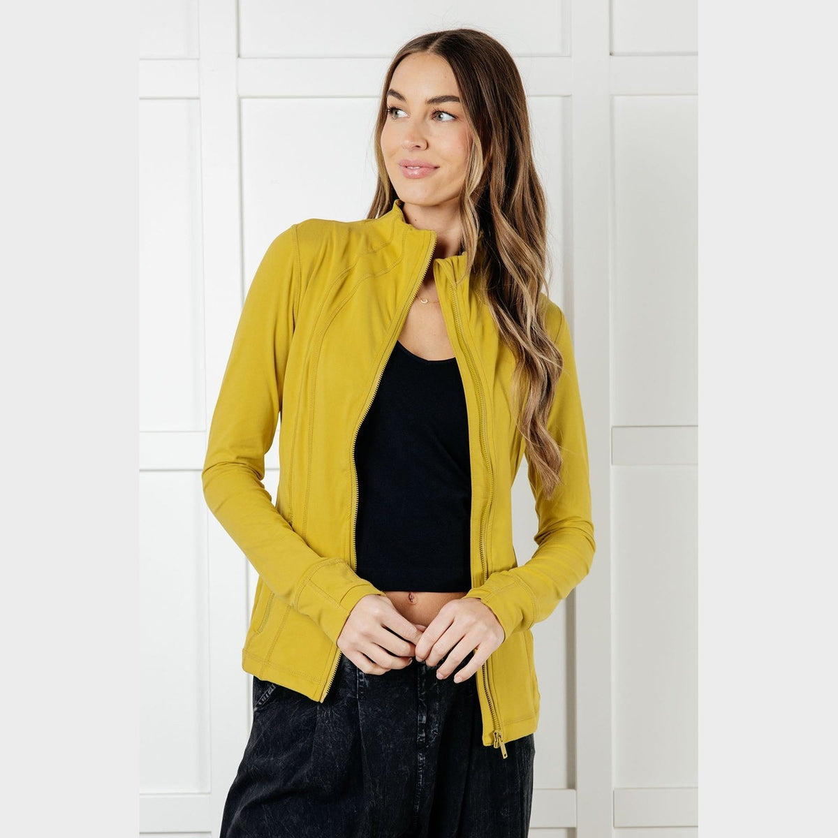 Staying Swift Activewear Jacket in Yellow Pear