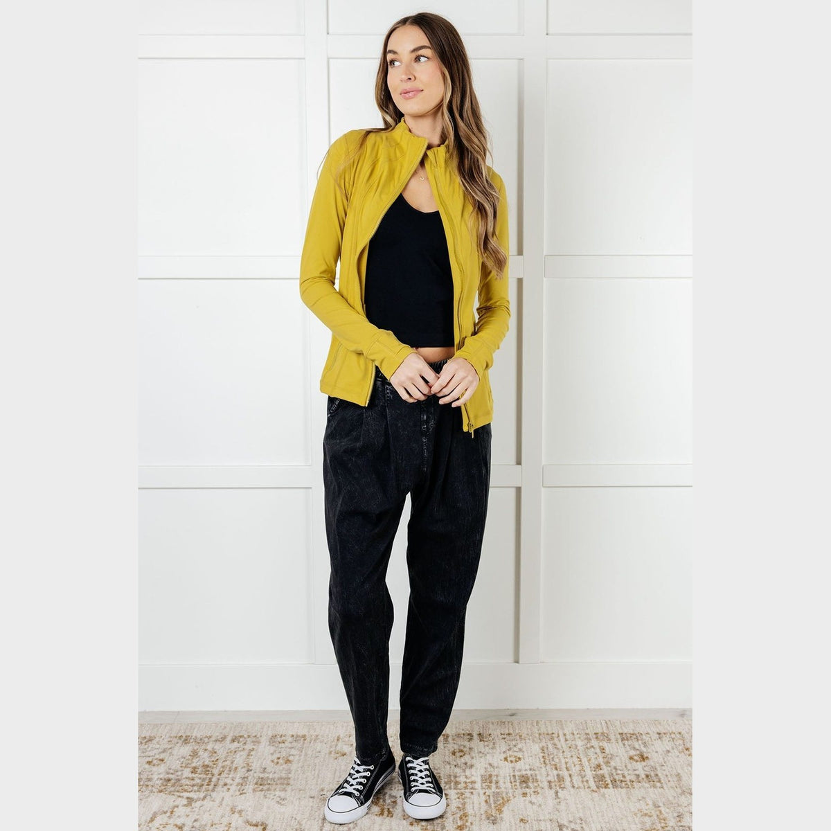 Staying Swift Activewear Jacket in Yellow Pear