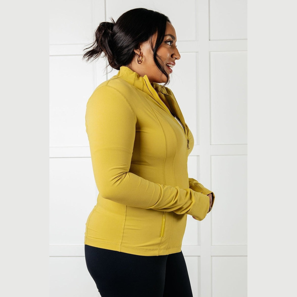 Staying Swift Activewear Jacket in Yellow Pear