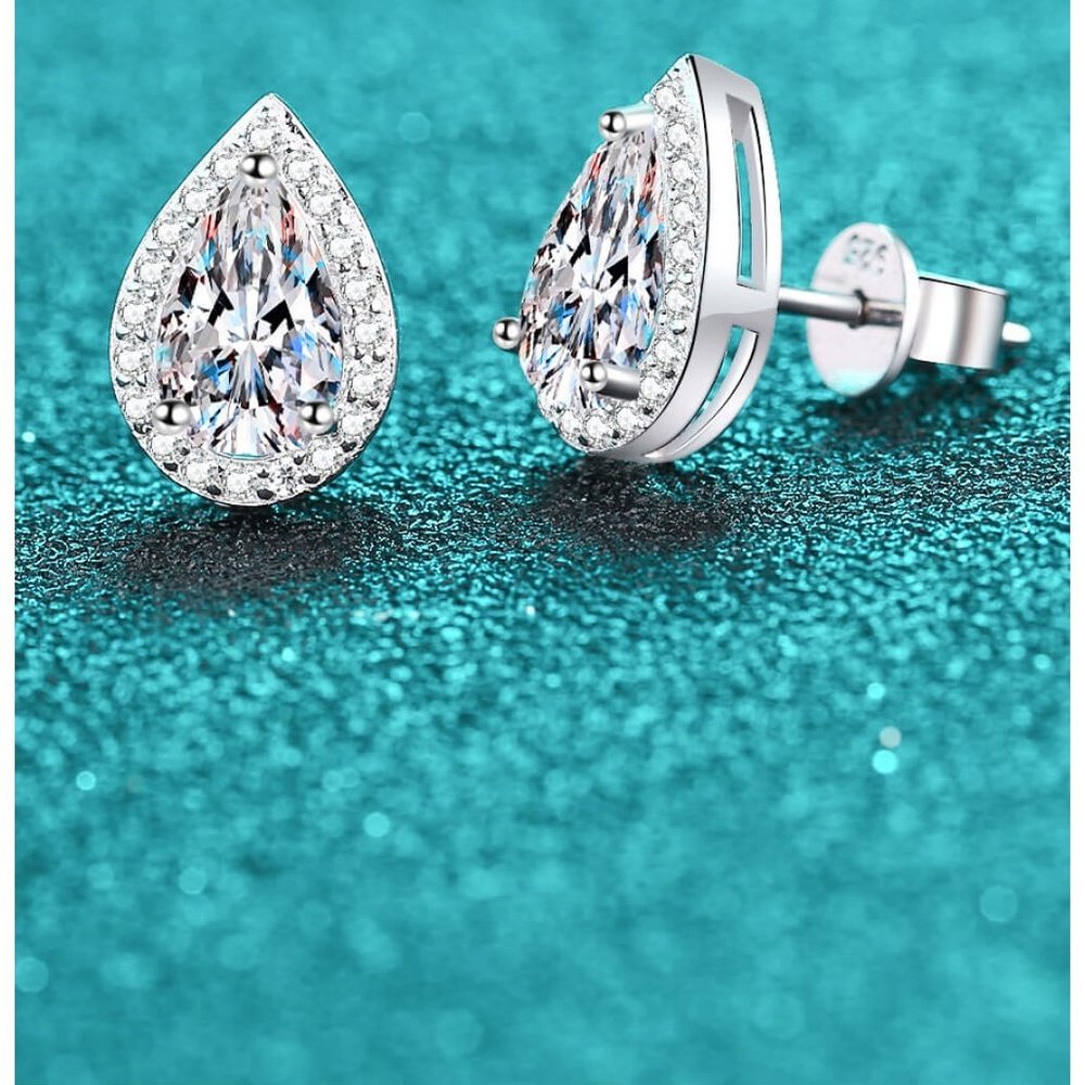 Moissanite Teardrop Stud Earrings