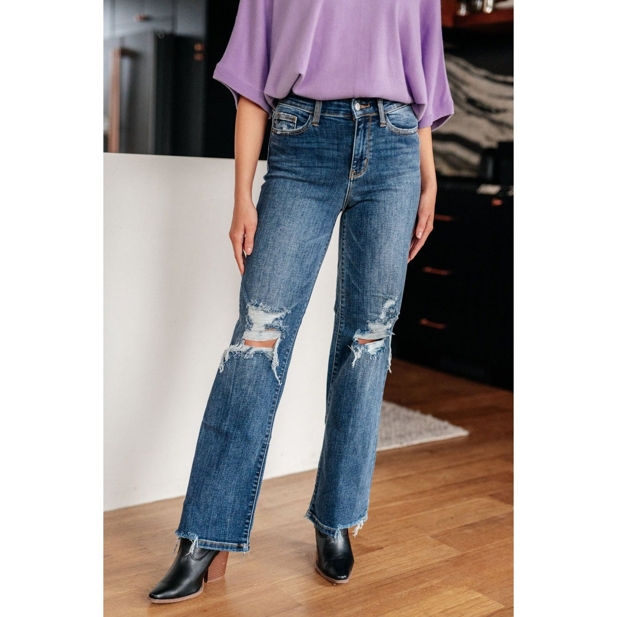 Rose High Rise 90's Straight Jeans in Dark Wash